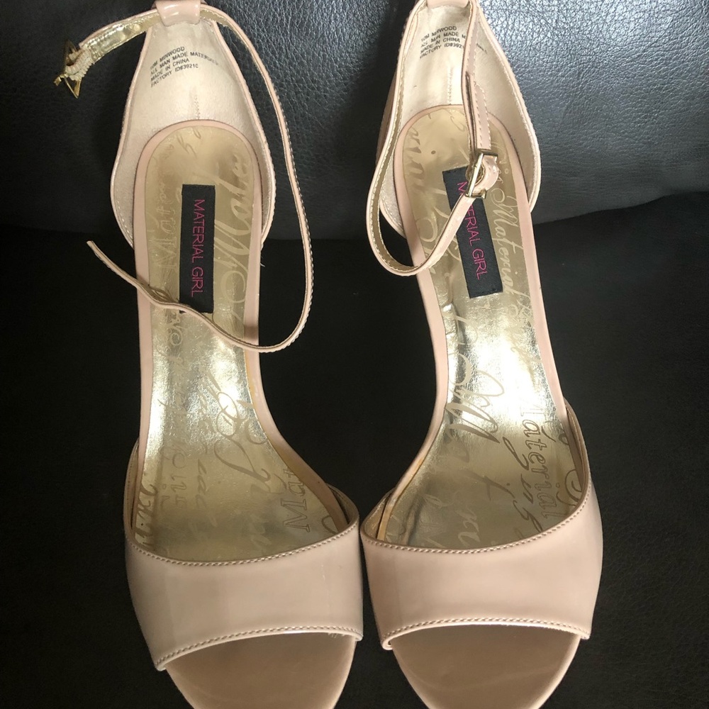 Nude Matériel Girl Shoes size 10M